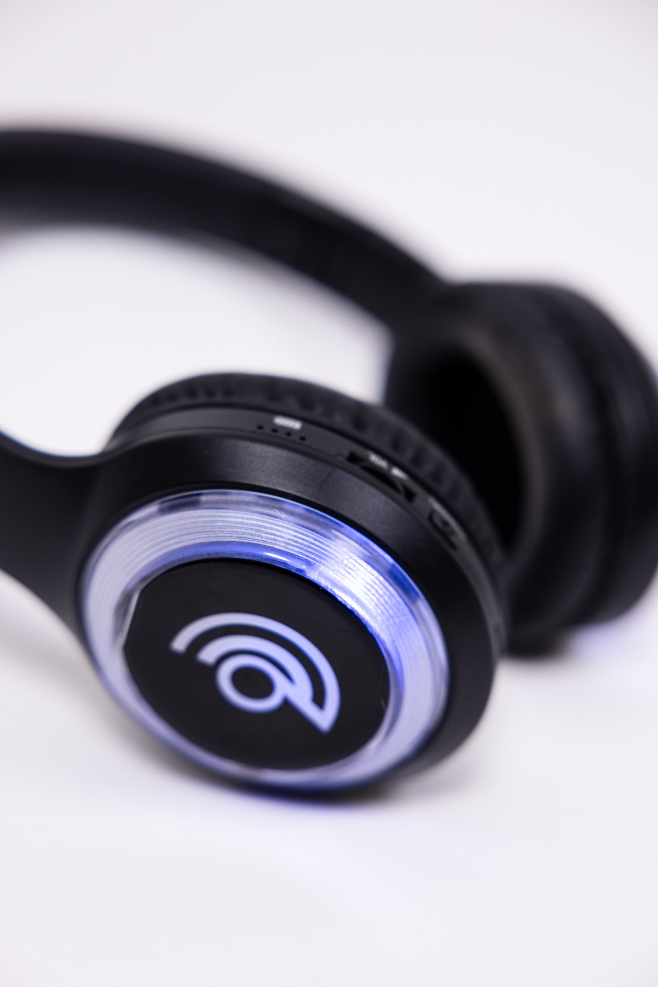 Close-up of 9D Breathwork headphones